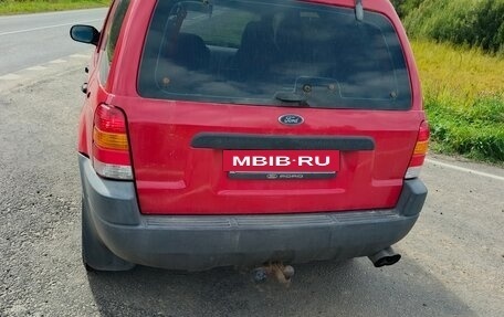 Ford Escape II, 2001 год, 250 000 рублей, 3 фотография