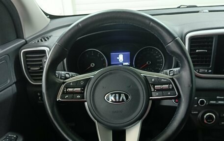 KIA Sportage IV рестайлинг, 2019 год, 2 359 000 рублей, 10 фотография