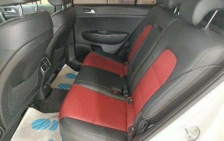 KIA Sportage IV рестайлинг, 2019 год, 2 359 000 рублей, 14 фотография