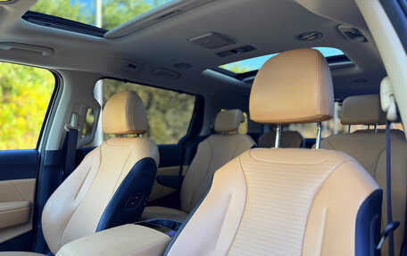KIA Carnival, 2021 год, 4 100 000 рублей, 9 фотография