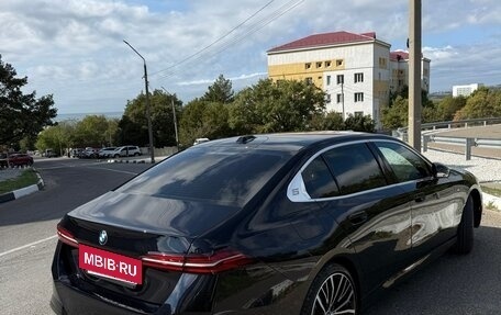 BMW 5 серия, 2024 год, 7 000 000 рублей, 3 фотография