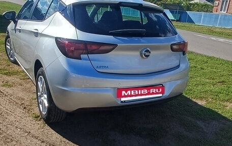 Opel Astra K, 2019 год, 1 400 000 рублей, 5 фотография