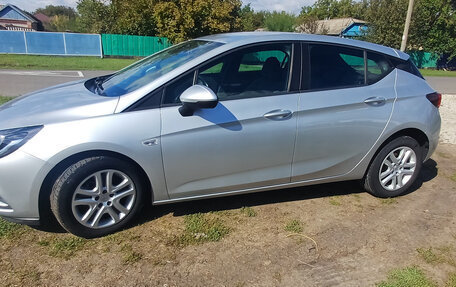 Opel Astra K, 2019 год, 1 400 000 рублей, 8 фотография