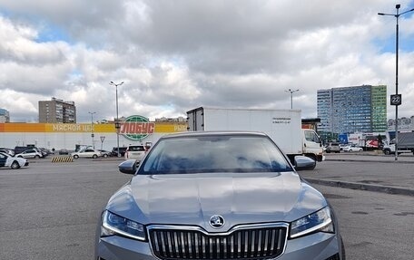 Skoda Superb III рестайлинг, 2025 год, 3 050 000 рублей, 2 фотография
