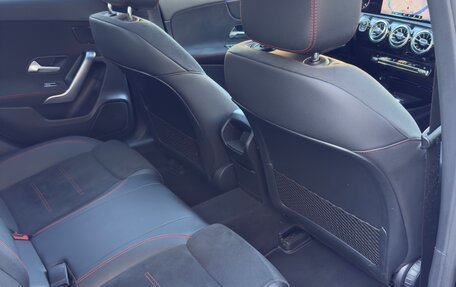 Mercedes-Benz A-Класс, 2019 год, 2 555 000 рублей, 15 фотография