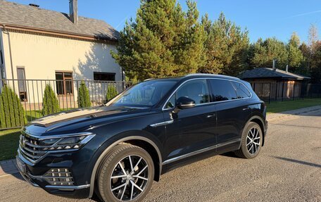Volkswagen Touareg III, 2020 год, 6 500 000 рублей, 7 фотография