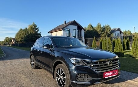 Volkswagen Touareg III, 2020 год, 6 500 000 рублей, 2 фотография