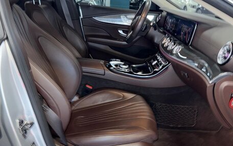 Mercedes-Benz CLS, 2020 год, 4 999 999 рублей, 19 фотография