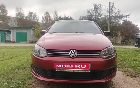 Volkswagen Polo VI (EU Market), 2011 год, 650 000 рублей, 2 фотография