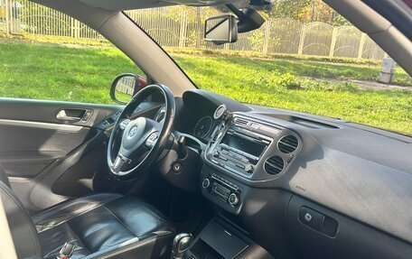 Volkswagen Tiguan I, 2011 год, 980 000 рублей, 10 фотография