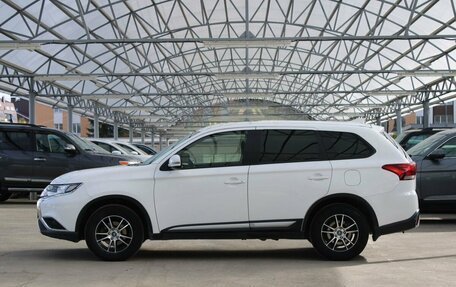 Mitsubishi Outlander III рестайлинг 3, 2019 год, 2 090 000 рублей, 2 фотография
