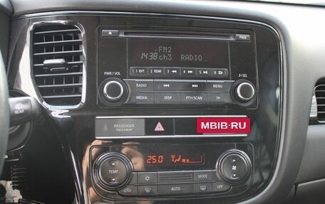Mitsubishi Outlander III рестайлинг 3, 2019 год, 2 090 000 рублей, 12 фотография