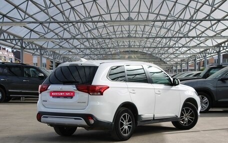 Mitsubishi Outlander III рестайлинг 3, 2019 год, 2 090 000 рублей, 5 фотография