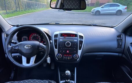 KIA cee'd I рестайлинг, 2011 год, 620 000 рублей, 14 фотография