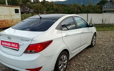 Hyundai Solaris II рестайлинг, 2014 год, 890 000 рублей, 3 фотография