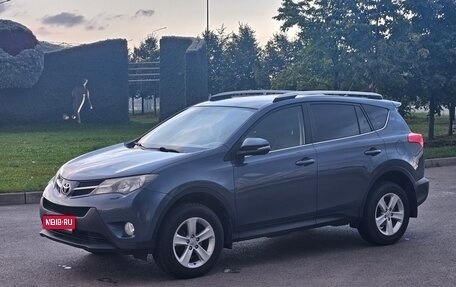 Toyota RAV4, 2013 год, 1 900 000 рублей, 1 фотография