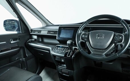 Honda Stepwgn IV, 2015 год, 1 699 000 рублей, 9 фотография