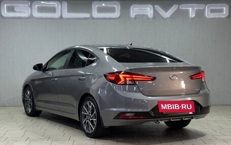 Hyundai Elantra VI рестайлинг, 2020 год, 1 850 000 рублей, 7 фотография