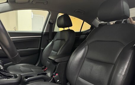 Hyundai Elantra VI рестайлинг, 2020 год, 1 850 000 рублей, 29 фотография