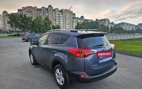 Toyota RAV4, 2013 год, 1 900 000 рублей, 2 фотография