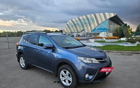 Toyota RAV4, 2013 год, 1 900 000 рублей, 6 фотография