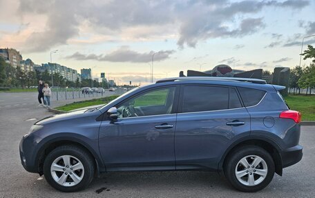 Toyota RAV4, 2013 год, 1 900 000 рублей, 11 фотография