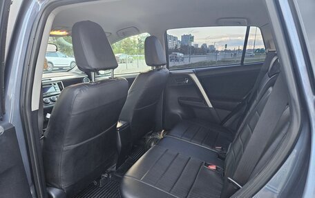 Toyota RAV4, 2013 год, 1 900 000 рублей, 14 фотография