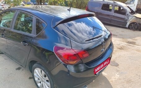 Opel Astra J, 2011 год, 470 000 рублей, 8 фотография