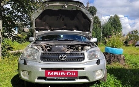 Toyota RAV4, 2003 год, 735 000 рублей, 15 фотография