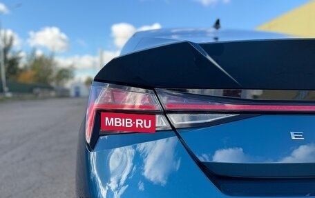 Hyundai Elantra, 2020 год, 1 890 000 рублей, 12 фотография