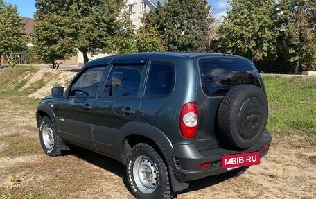Chevrolet Niva I рестайлинг, 2015 год, 750 000 рублей, 6 фотография