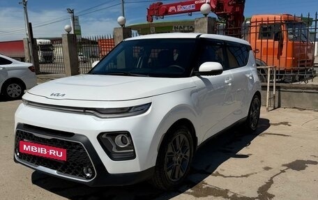 KIA Soul III, 2021 год, 1 700 000 рублей, 2 фотография