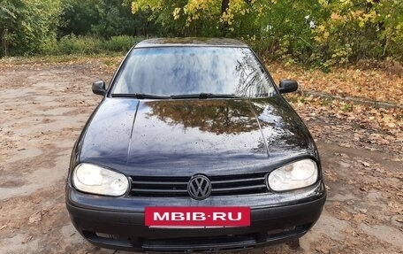 Volkswagen Golf IV, 1998 год, 235 000 рублей, 3 фотография