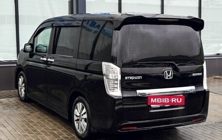 Honda Stepwgn IV, 2014 год, 1 699 000 рублей, 3 фотография