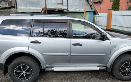 Mitsubishi Pajero Sport II рестайлинг, 2012 год, 1 800 000 рублей, 11 фотография