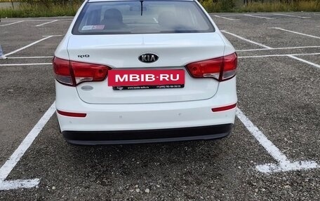 KIA Rio III рестайлинг, 2015 год, 1 050 000 рублей, 6 фотография