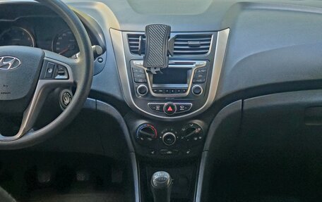Hyundai Solaris II рестайлинг, 2016 год, 895 000 рублей, 11 фотография