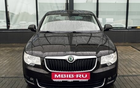 Skoda Superb III рестайлинг, 2012 год, 1 005 000 рублей, 8 фотография