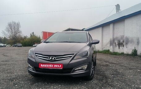 Hyundai Solaris II рестайлинг, 2015 год, 1 100 000 рублей, 1 фотография