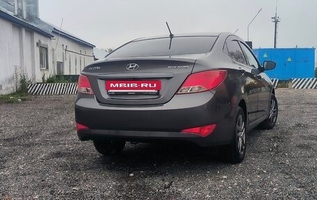 Hyundai Solaris II рестайлинг, 2015 год, 1 100 000 рублей, 6 фотография