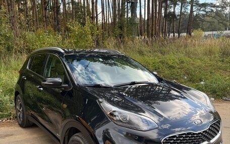 KIA Sportage IV рестайлинг, 2021 год, 2 450 000 рублей, 1 фотография