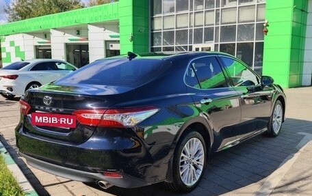 Toyota Camry, 2018 год, 2 700 000 рублей, 6 фотография
