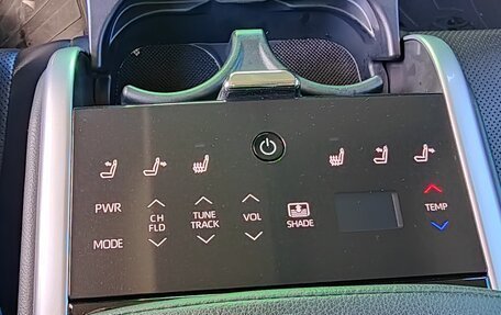 Toyota Camry, 2018 год, 2 700 000 рублей, 23 фотография