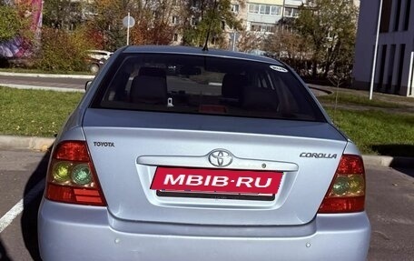 Toyota Corolla, 2004 год, 600 000 рублей, 2 фотография