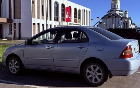 Toyota Corolla, 2004 год, 600 000 рублей, 5 фотография