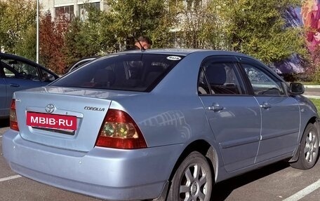 Toyota Corolla, 2004 год, 600 000 рублей, 4 фотография