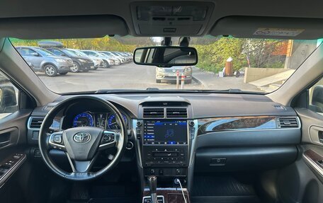 Toyota Camry, 2017 год, 2 250 000 рублей, 12 фотография