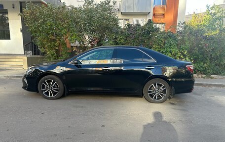 Toyota Camry, 2017 год, 2 250 000 рублей, 3 фотография