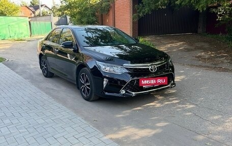 Toyota Camry, 2017 год, 2 250 000 рублей, 9 фотография