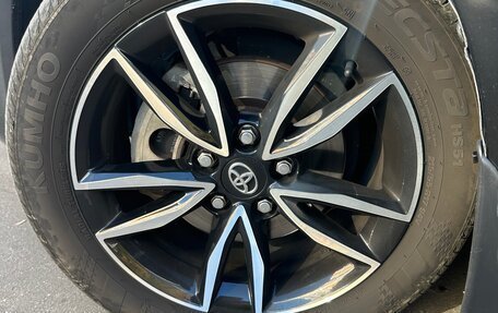 Toyota Camry, 2017 год, 2 250 000 рублей, 15 фотография
